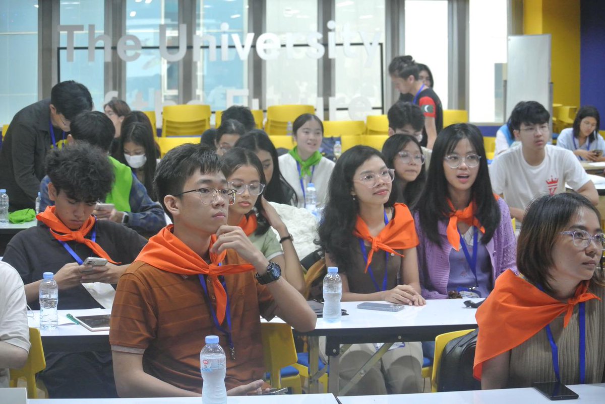 UTCCiSM's tweet photo. Unleashing Creativity on Day 2 of UTCCISM Asean Camp 2023 ‼️🎉🥳 #SecondDay
The second day was filled with captivating workshops, led by two incredible experts in their fields. Our delegates had dive into the world of storytelling and content creation ❤️💻✏️
#UTCC #UTCCISM https://t.co/neNrfblFJU