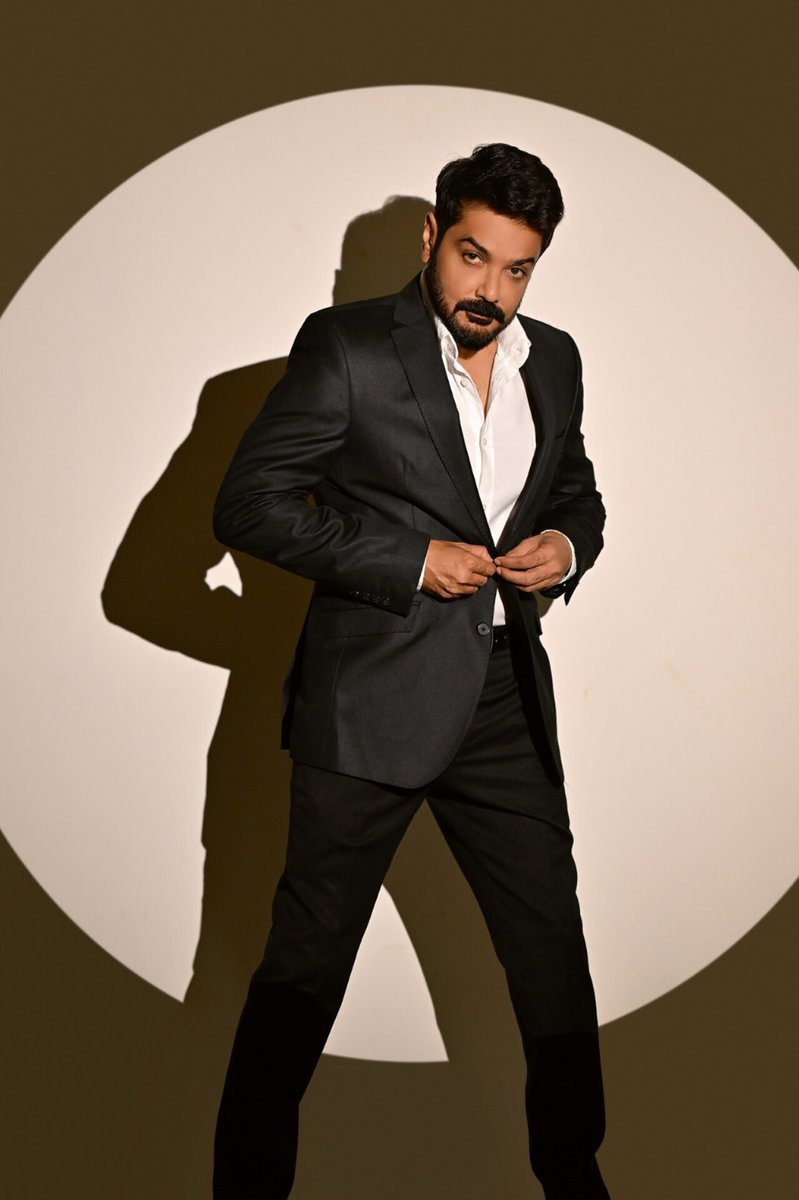 prosenjitbumba's tweet photo. Get your copy of the magazine to read the interview. #Leisure #IndiaToday

@IndiaToday @MandarDeodhar4 @PouloCruelo https://t.co/7Lv7MZSgYL