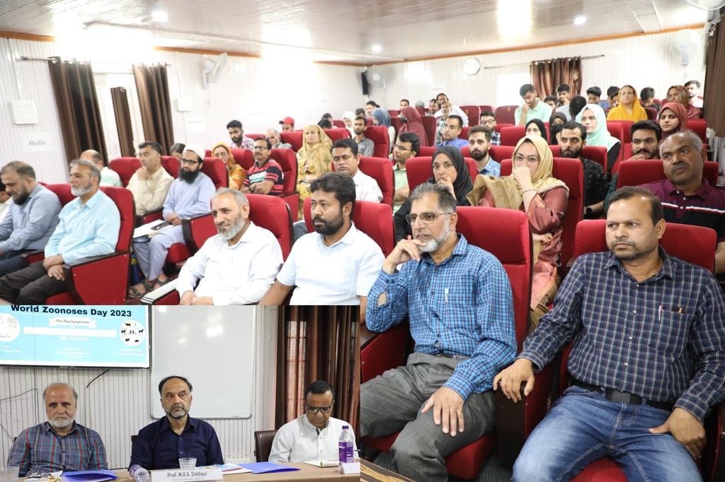 #SKUAST-K holds #symposium on #zoonoticdiseases

@skuast_kashmir

risingkashmir.com/skuast-k-holds…