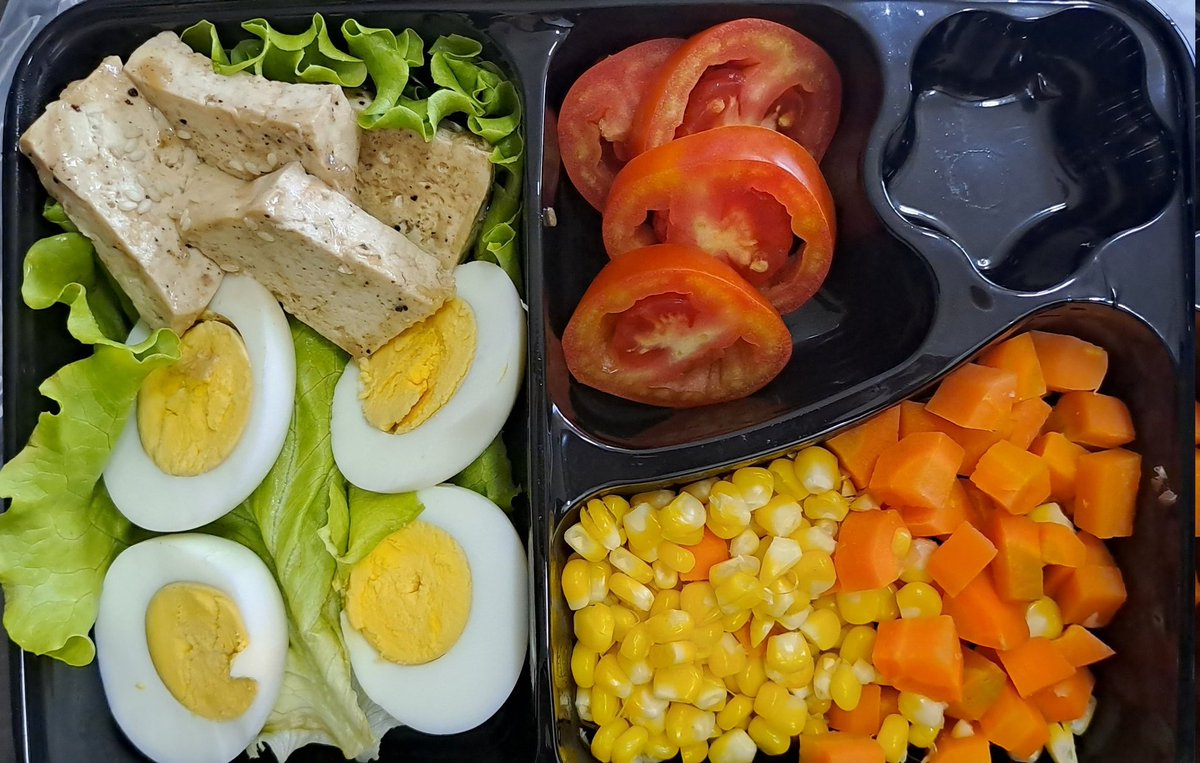 Amy_Anwar's tweet image. Jangan lupa makin sayang,,,
♡
♡
♡
#eeh &quot;makan siang!!&quot; 🤣🤣🤣
♡
#healthyfood
#healthylife 
#youarewhatyoueat