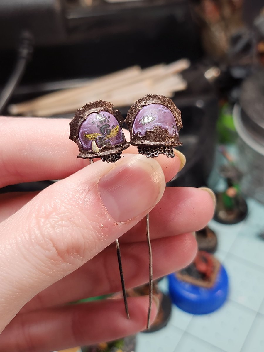 Digest_Paints's tweet photo. #hobbystreak day 196.
Starting on the arms and trim as well as some other bits. Also, quick announcement tacked on in the comments so please read that.
#PaintingWarhammer #warhammercommunity #warhammer40k #csm #paintingminiatures https://t.co/E0kHdZMjlg