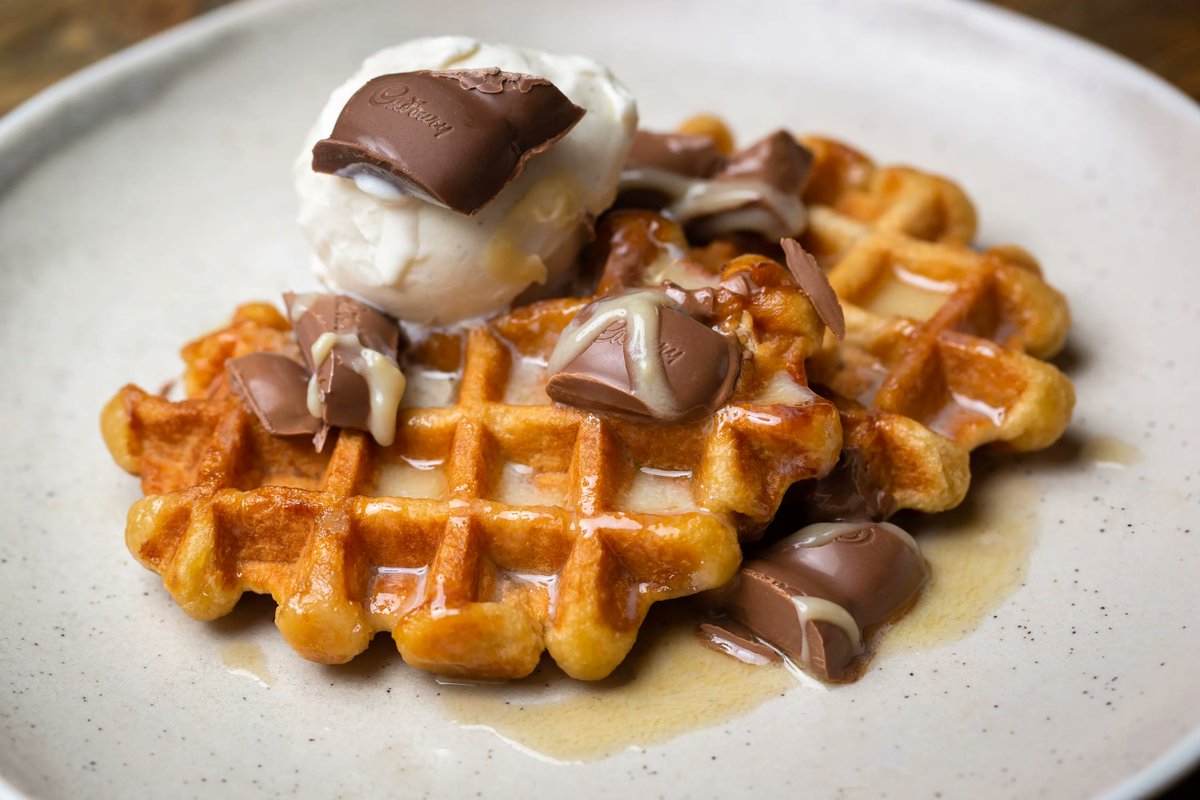 It's Chocolate Day and what better way to celebrate than to combine it with waffles! 🧇

Professional food photography for your menus and website is a must. Whether on location or at the studio, we will make it look delicious.