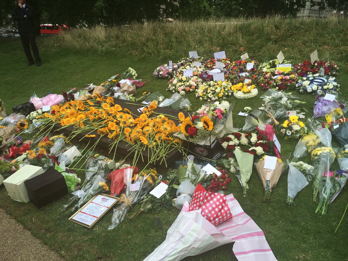 7July2005's tweet photo. 7th July 2023 marks the 18th anniversary of the London bombings.  Families &amp; survivors will meet in Hyde Park to remember the 52 who lost their lives. It will be livestreamed at 11.50am at https://t.co/YIMgElh5jQ

#7JulyRemembered #LondonBombings https://t.co/s32fKnumGk
