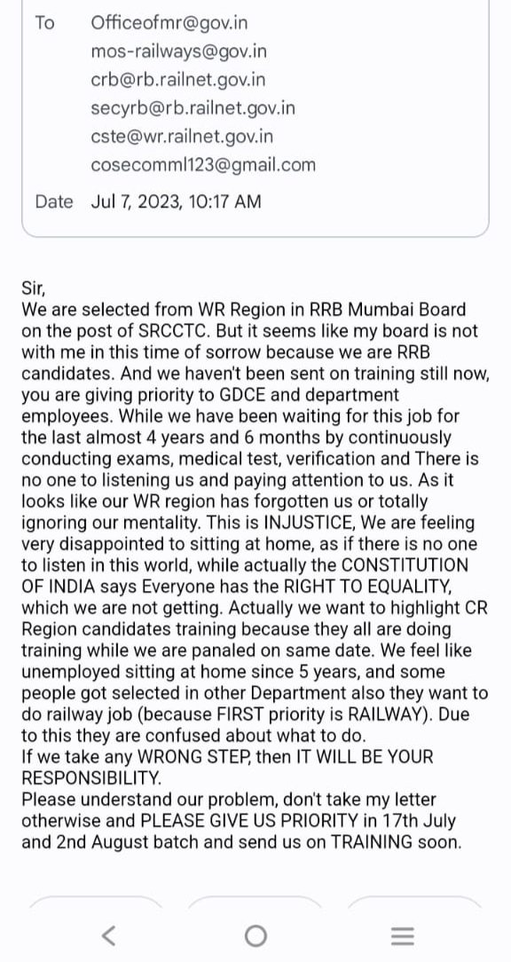 arpit_khabiya's tweet photo. @IndianRailMedia @RailMinIndia @AshwiniVaishnaw @narendramodi @WesternRly @RailwaySeva @ravishndtv @aajtak @RahulGandhi @raghav_chadha @BJP4India @Central_Railway https://t.co/kYKFRLfMYh