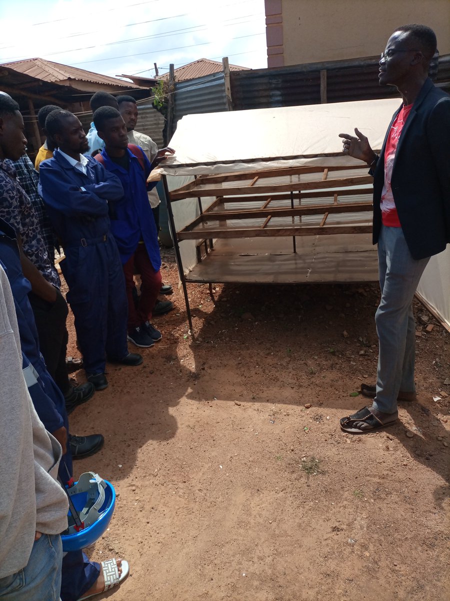 OitengD's tweet image. Internship ongoing successfully. @SwiftiaDevt,@zandy_isaac,@SeregioNatu .#internship,#student,#YouthEmpowerment ,#ClimateAction. #ASILIKWANZA