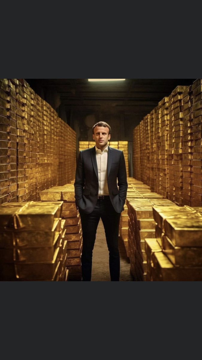 Hiç altın madeni olmayan Fransa 2.436 ton altını rezervi ile dünya 4.sü.
  860 altın madeni olan ve yılda 50 ton altın üreten Mali'de ise altın rezervi 0 (SIFIR).
☠️Şimdi bu Fransızlar dükkandan şampuan ve ayakkabı çalan göçmenlere "hırsız" diyor.
#SömürgeciFransa