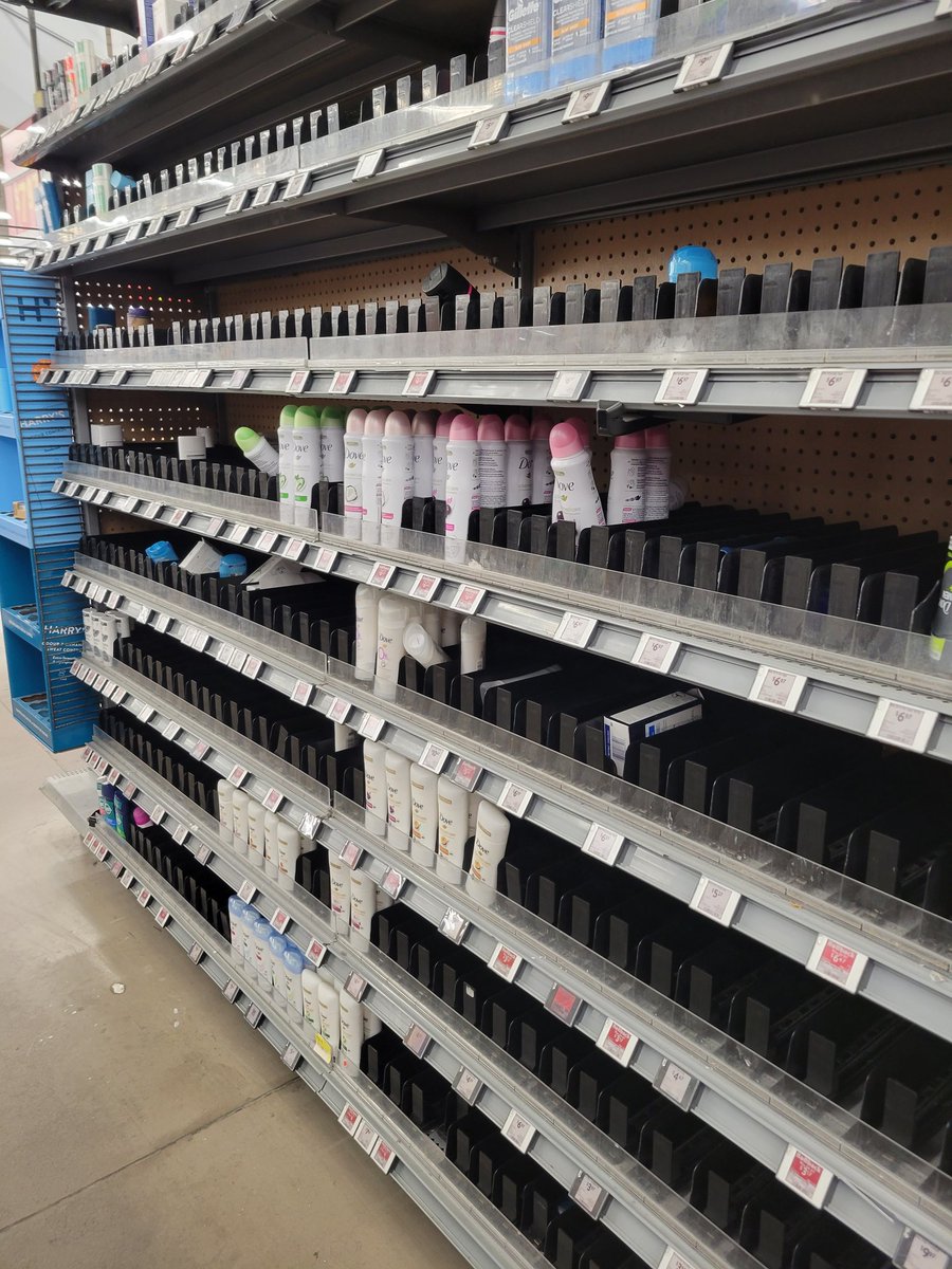 knastopoulos's tweet photo. What the hell @WalmartCanada ? Guess I won't be shopping here anymore. https://t.co/BVZPtakmDl