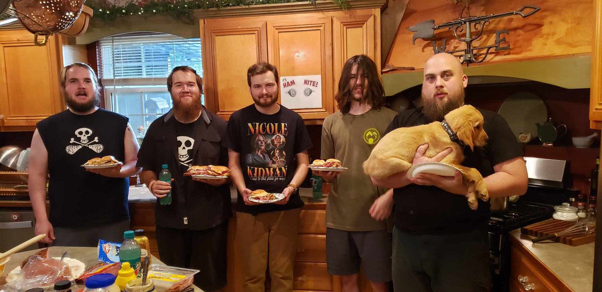 TangoTanjo's tweet photo. @PeteLordAardman @gideondefoe Every year, my friends and I get a bunch of ham and have "Ham Nite" and we watch The Pirates! https://t.co/pIIxriPp5c