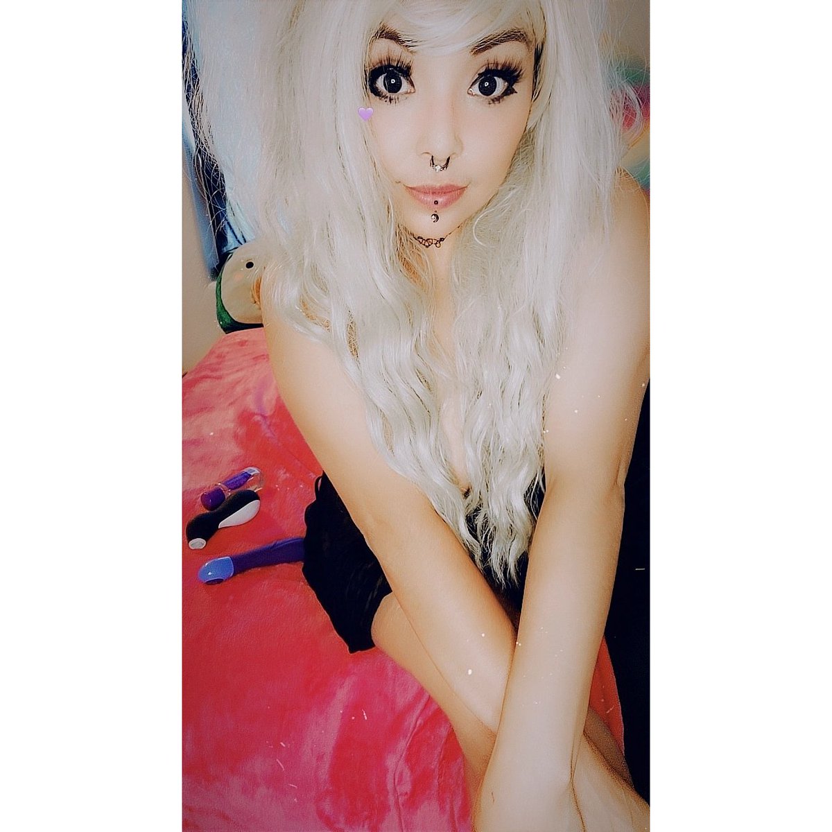 MerryKissmiss's tweet photo. https://t.co/4L8E2GiRb7
I need a good boy to listen π
#femmedomme #softdom #mommydom #mommydomme #mommydominant #domsoft #momdom #momfetish #mommyfetish #mommyfeet #feetfethish #feetfinder #brattysub #feetpicsforsales https://t.co/8FZz8sx5c9