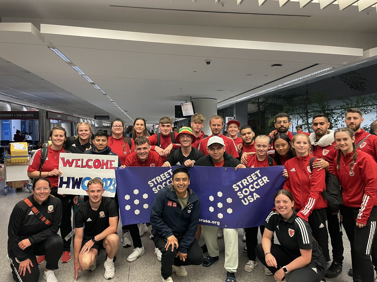 We have arrived in 🇺🇸 for our Homeless World Cup campaign! 🤩

We can’t wait to get going! 💪

#OneTeam | #StreetFootball | #TogetherStronger