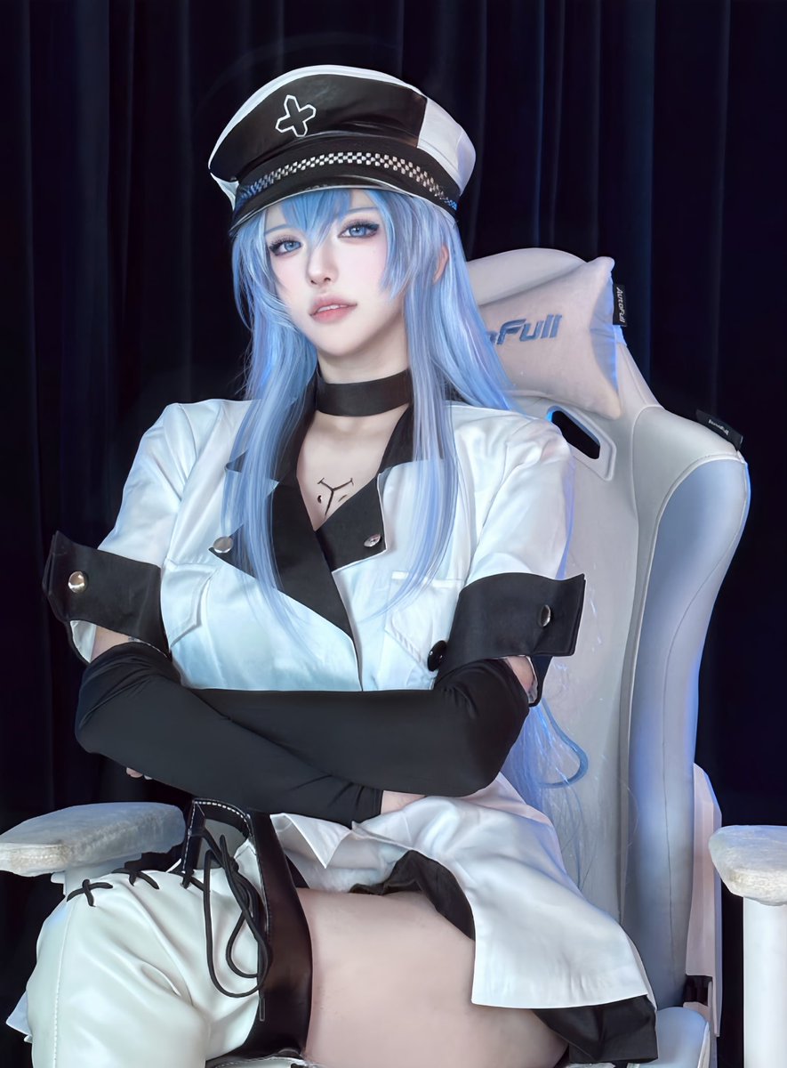 帝国第一深情
#cosplay #斩赤红之瞳 #艾斯德斯 #esdeath #akamegakill https://t.co/CLh6MIlJf7