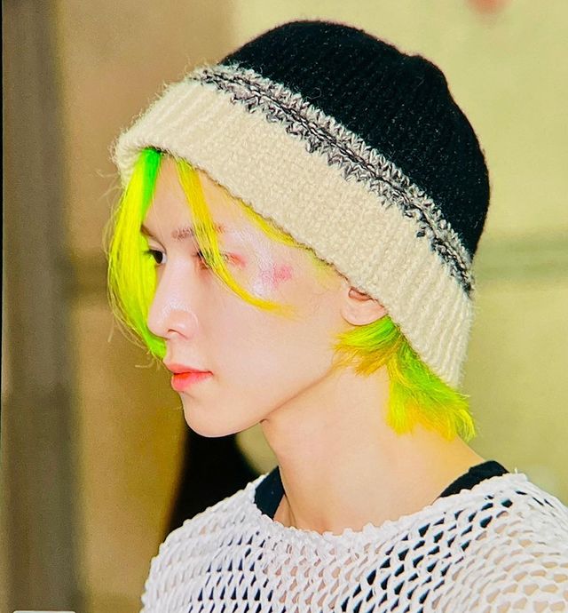 thinkingabtkys's tweet image. he really looks good in everything