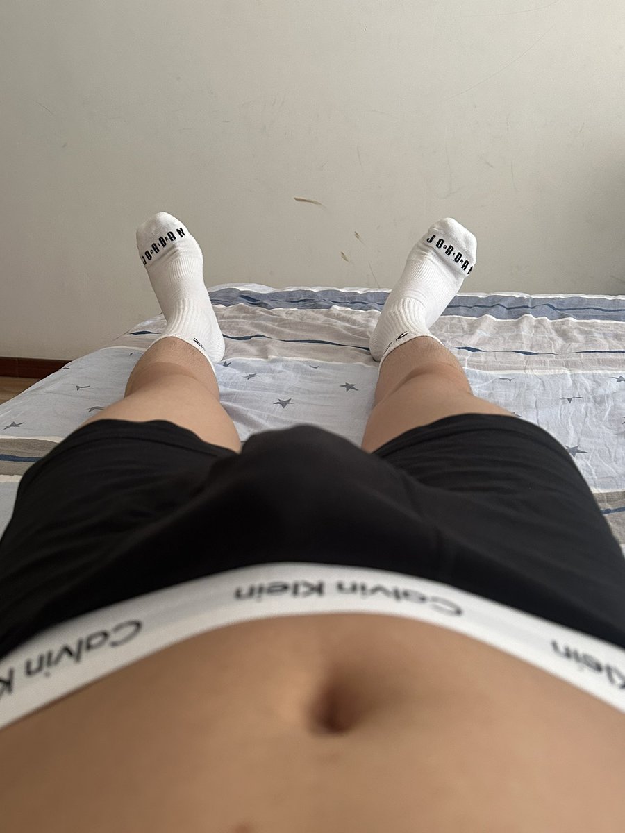 HJS031031's tweet photo. 在家无聊 https://t.co/lcsrdZ9eKS