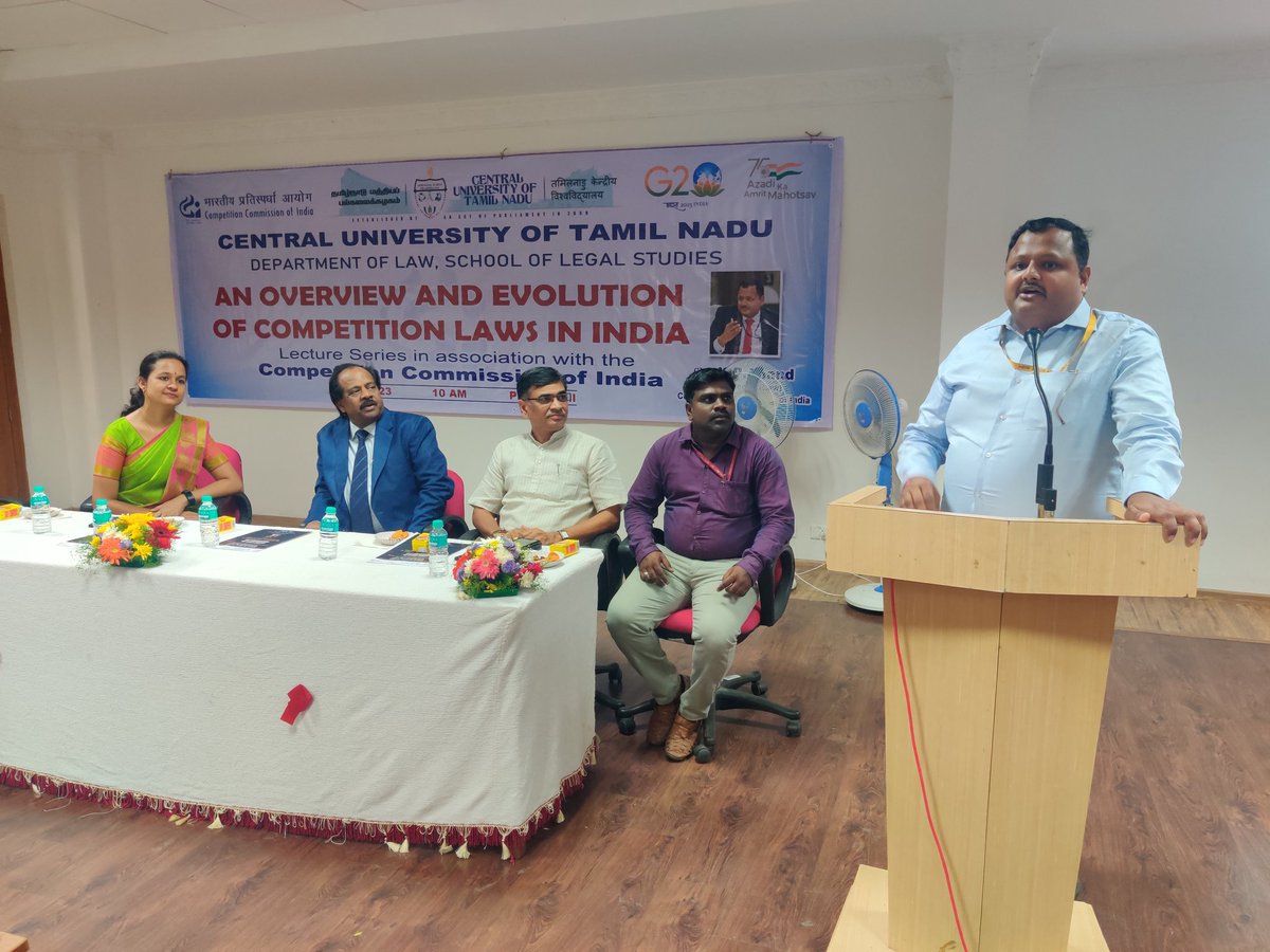 cutnofficial's tweet photo. Dept. of Law, @cutnofficial is hosts a Competition Law Lecture Series delivered by Shri K.P. Anand, Joint Director (Law) @CCI_India , exploring the significance of #CompetitionLaws in India's competitive market. https://t.co/4s4EyanwGk