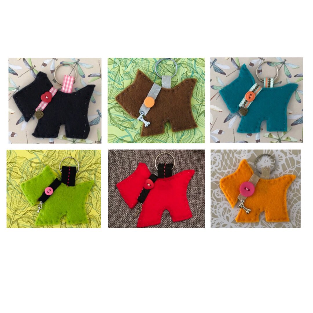 Gorgeous and cute little scottie dog keyrings!
besthandmade.co.uk/store/a-canvas…

#MHHSBD #keyrings #earlybiz #handsewngifts