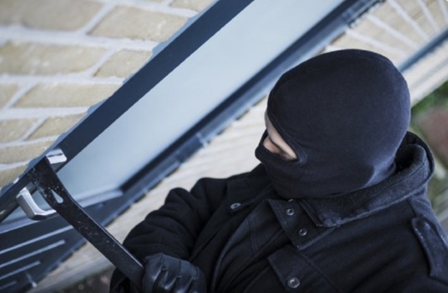 Wijkagent Martijn Schot tweet media