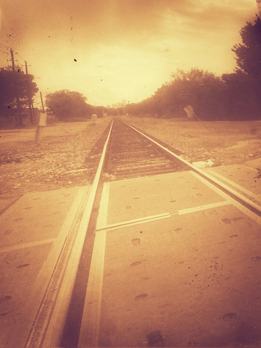 josereyalo's tweet photo. @DavidMariposa1 Thanks for this David. Enjoyed it🤗👍Love what all the others did. 

So I shifted the perspective a bit; removed the structures on the right; altered the colors to have that old school sepia feel. Oh, I used #snapseed as well. 😊
#editmyphoto #DavidMariposa1 https://t.co/R6UH21KueQ