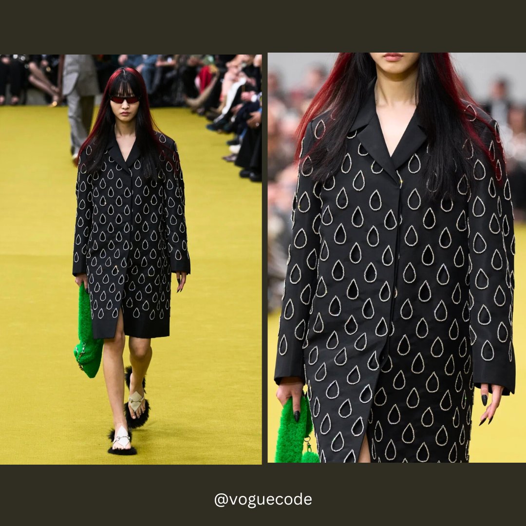 Voguecode1111's tweet photo. @gucci Fall 2023 Ready to wear collection Looks. 
#Gucci #voguecode #trending2023 #TrendingNow #fashion #FashionWeek https://t.co/B7GuG1OPiv