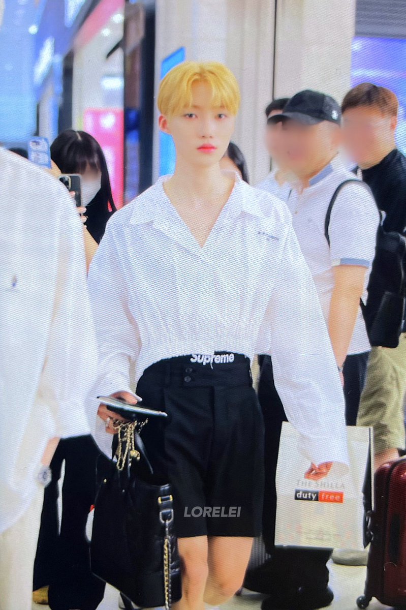 LORELEI_new's tweet photo. 230707 #최찬희 #뉴 #더보이즈 https://t.co/OqRhAx3kCU