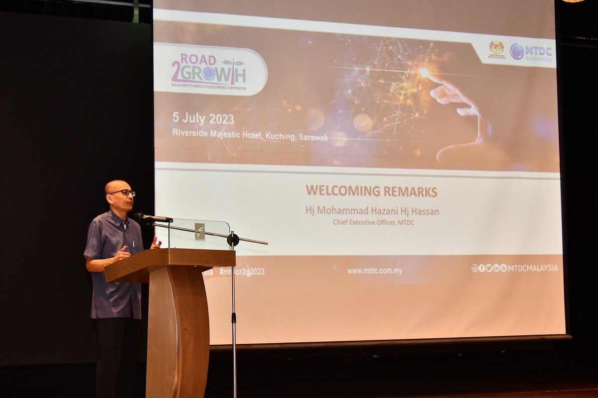 tr_trobot's tweet image. T-Robot is thrilled to announce its successful participation in the recent Road2Growth 2023 (R2G) event held in Sarawak. 

We are proud to highlight that our Director, Ts Syed Zaini, delivered an insightful talk titled "Let's get to know Linear Robot"

#trobot #robothub #ir40