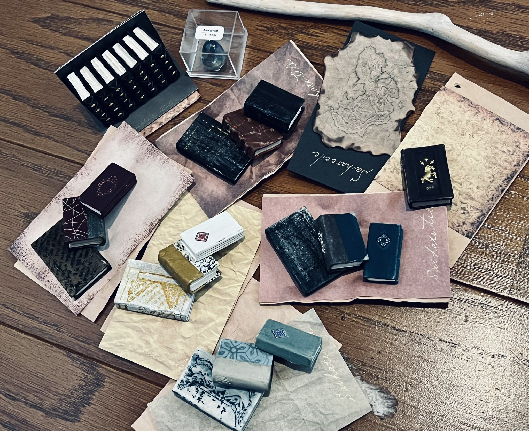 最果て古書店tile 棚 古書 バーゲン ハンドメイド | sienasanisidro.com