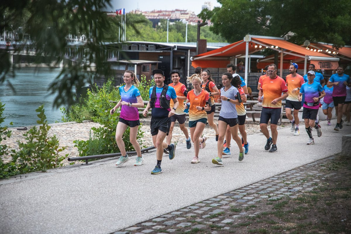 CoureurDimanche's tweet photo. Se rencontrer. Échanger. Partager. ⁠Et courir.
⁠
Comme ce fut le cas cette semaine lors de notre sortie running/testing chez notre revendeur Spode à #Lyon
⁠
Qu'est ce que nous aimons ces moments de partage avec la communauté #CoureurDuDimanche !

#MadeinFrance #Running #Run https://t.co/jxQN4ChdAA
