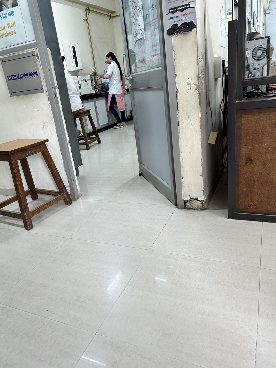 sameerarambhiya's tweet photo. Making food in sterilisation area… 
@AMC_Complaints @Amc_Gujarat @AMCDentalGroup @Amc_Gujarat https://t.co/EMDWlHkyuz