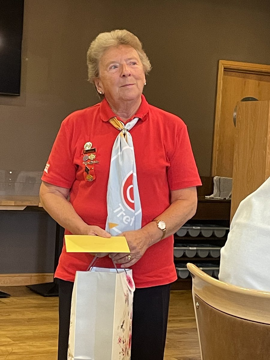 AGM with Tettenhall division <a href="/GirlguidingWM/">Girlguiding W.Mercia</a> where we thanked the outgoing president for her #volunteering #ThankYou <a href="/GirlguidingMids/">Girlguiding Midlands</a> <a href="/TrefoilGuild/">Trefoil Guild UK</a>