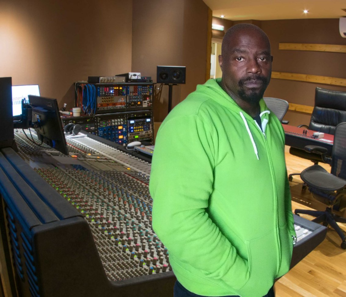 NEW FOCUS 
MAJOR MOVES 
WESTWORLD RECORDS 
DOELO GANG !