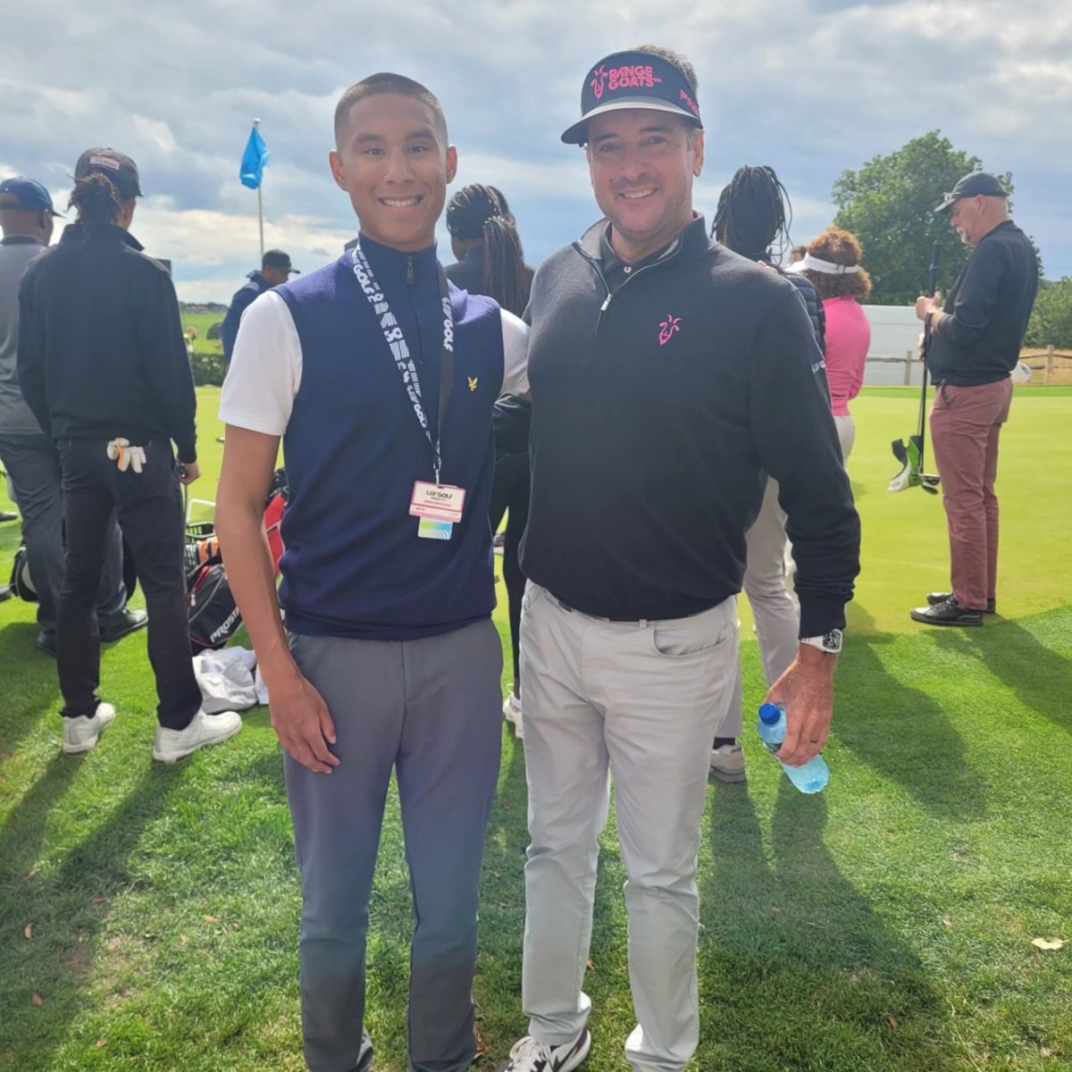 Nice meeting this 🐐 2 time masters winner <a href="/bubbawatson/">bubba watson</a> <a href="/livgolf_league/">LIV Golf</a>