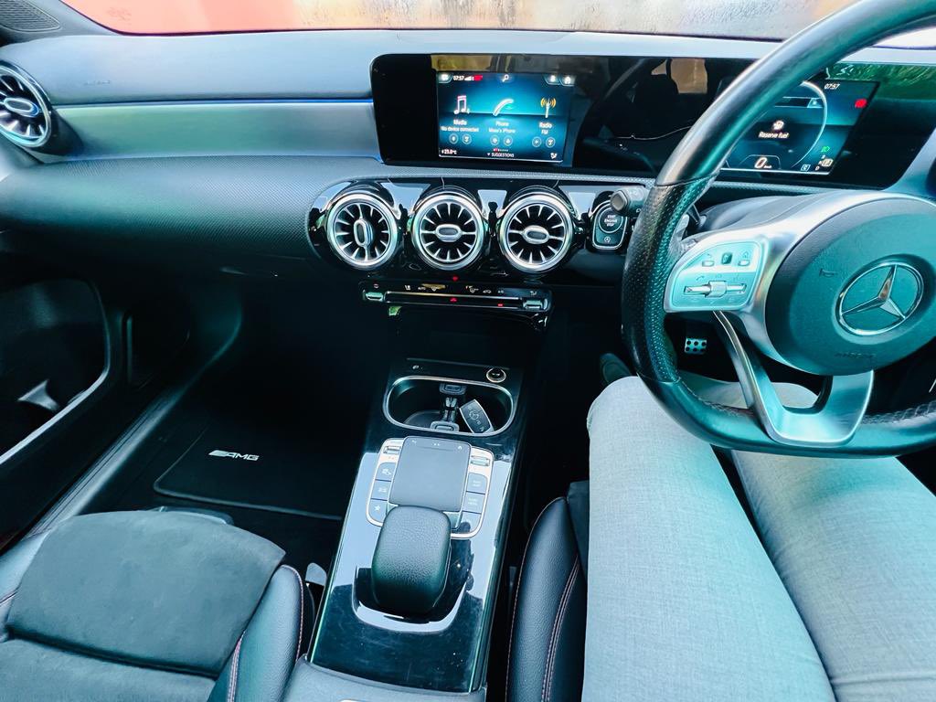 Good morning. 
Please help “Snow White” ❄️ find a new home 🤺