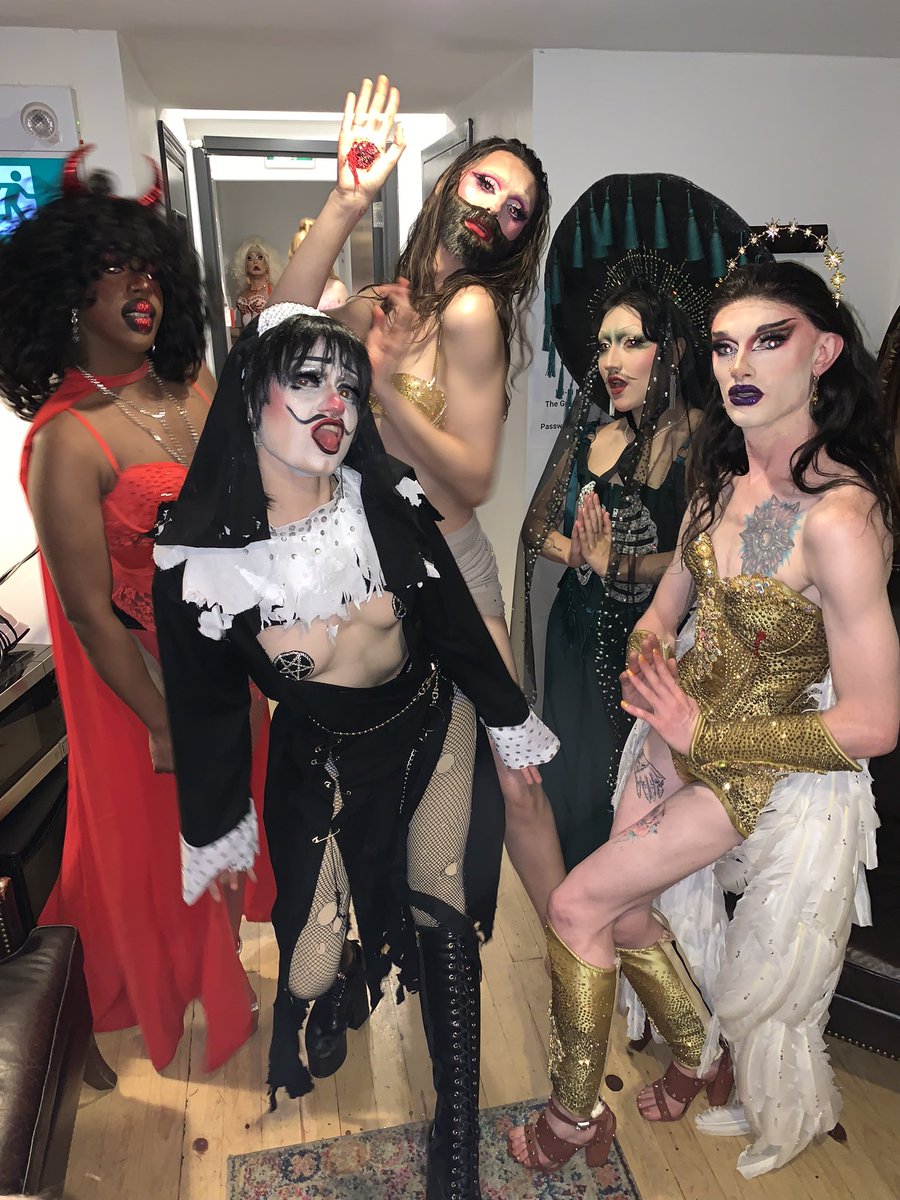 delirios_drag's tweet photo. Literally had SO much fun tonight!! https://t.co/2phPBuqXvs
