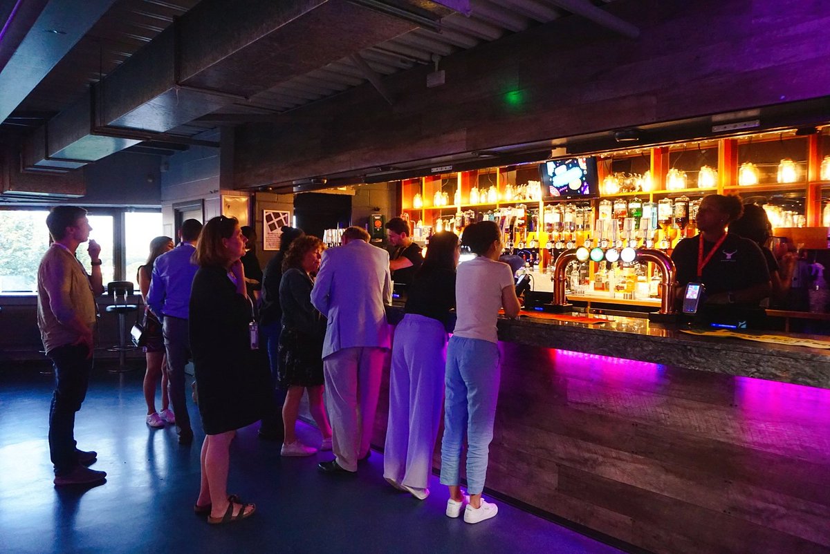 max_wenliangli's tweet image. Conference Day 2 - Dancing at Rubix @SHTMatSurrey #SURREY2023 #Back4Good