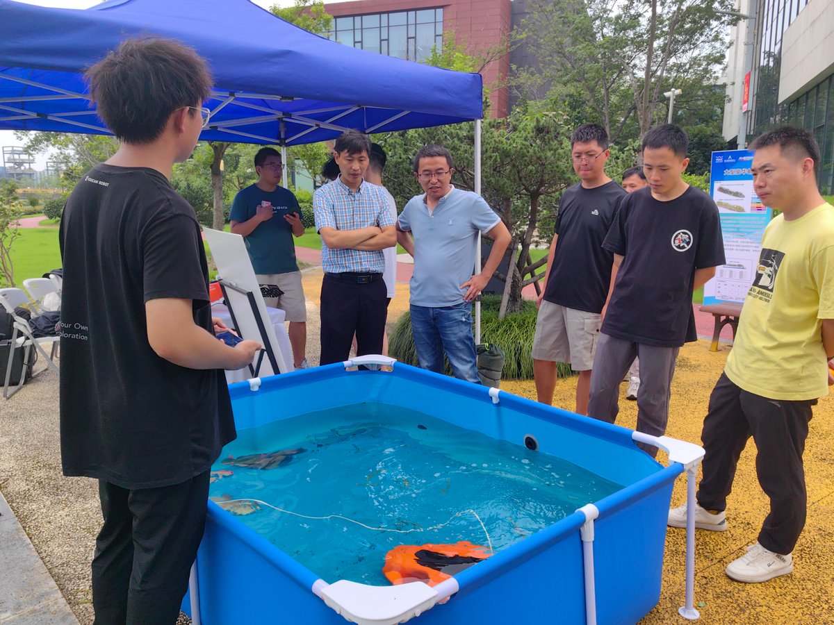 YoucanRobotics's tweet photo. On July 6,WAIC2023 kicked off in Shanghai.
Underwater drone #BWSpacePro is not only the best tool for divers and anglers to explore the underwater world, but also for children to learn about science. 
🔗https://t.co/Ze87x28UqP
#Youcanrobot #drone #underwaterdrone #underwater #4K https://t.co/wOZ1sAh3vc