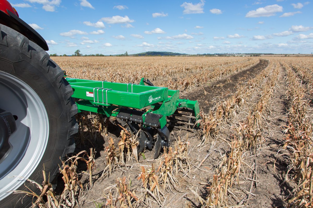 kline_ag's tweet image. Our TrackAttack® is expertly designed to level out wheel tracks, ruts, and uneven terrain. Curious to learn more? Contact your local dealer or register for a call back from the team! 

#klineag #caseih
