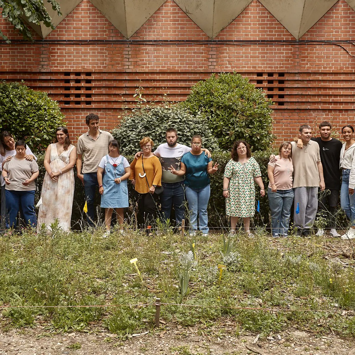 zuloark (@zuloark) on Twitter photo FESTIVAL SENDAS OCULTAS VILLAVERDE
Sonidos desde el tercer paisaje, con Chefa Alonso
Primera actividad del festival, creando una pieza musical inspirada del jardín de la Biblioteca Maria Moliner.
Con <a href="/Afandice1/">AFANDICE</a> #ciudadhuerto <a href="/MADRID/">Ayuntamiento Madrid</a> <a href="/FMontemadrid/">Fundación Montemadrid</a> <a href="/redesporelclima/">Redes por el Clima</a> FESTIVAL SENDAS OCULTAS VILLAVERDE
Sonidos desde el tercer paisaje, con Chefa Alonso
Primera actividad del festival, creando una pieza musical inspirada del jardín de la Biblioteca Maria Moliner.
Con <a href="/Afandice1/">AFANDICE</a> #ciudadhuerto <a href="/MADRID/">Ayuntamiento Madrid</a> <a href="/FMontemadrid/">Fundación Montemadrid</a> <a href="/redesporelclima/">Redes por el Clima</a>