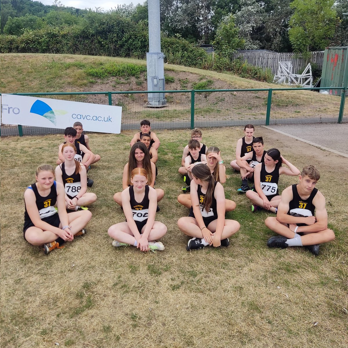 Llongyfarchiadau I Tim bl8A - ail yn cystadleuaeth athletau yr <a href="/Urdd/">Urdd Gobaith Cymru</a>
