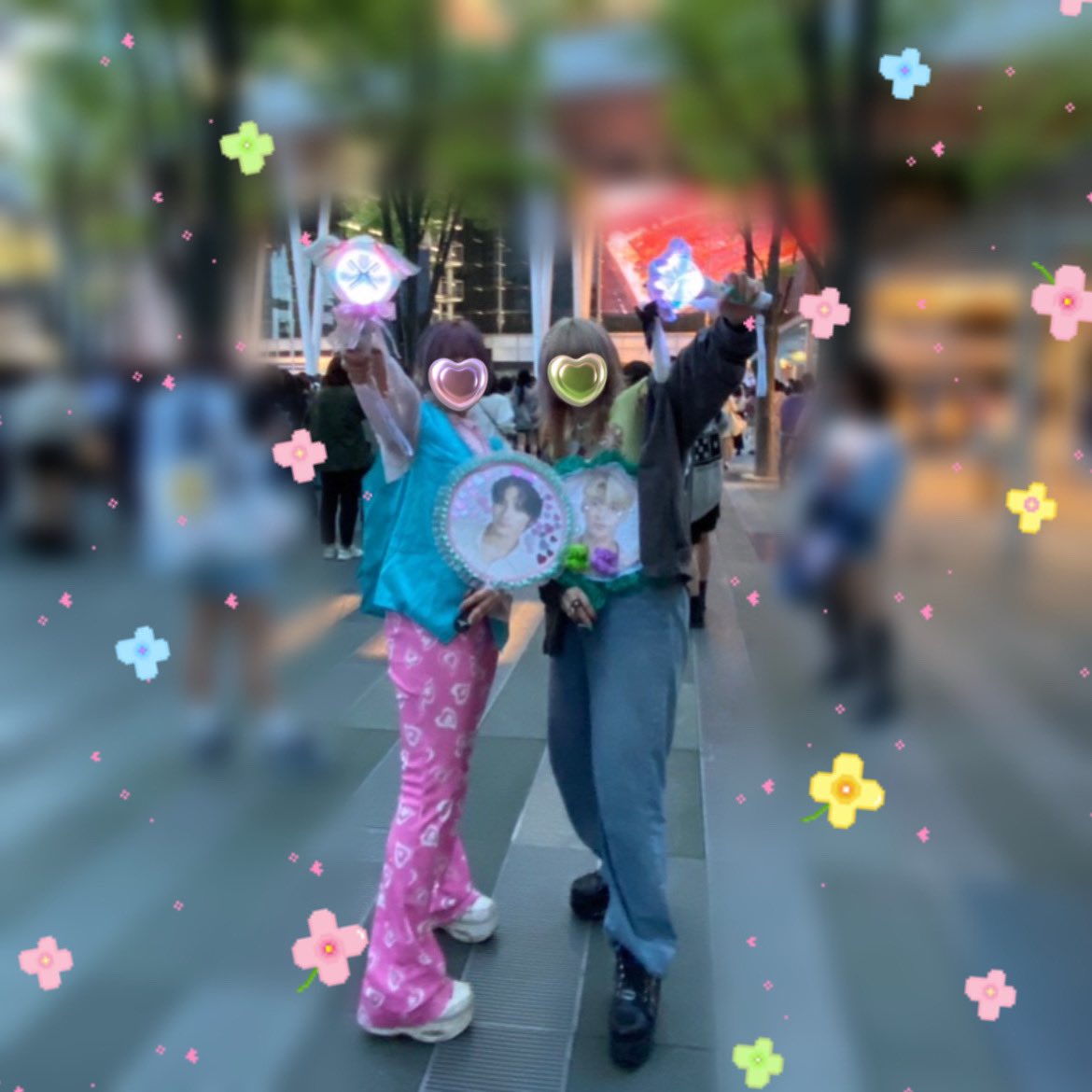 prettykaichama's tweet photo. 𝒯𝒪ℳ𝒪ℛℛ𝒪𝒲 𝒳 𝒯𝒪𝒢ℰ𝒯ℋℰℛ 
𝒲𝒪ℛℒ𝒟 𝒯𝒪𝒰ℛ 🎀 𝒜𝒞𝒯 : 𝒮𝒲ℰℰ𝒯 ℳℐℛ𝒜𝒢ℰ 🎀 ℐ𝒩 𝒮𝒜ℐ𝒯𝒜ℳ𝒜

ヒュニン会に参加させて頂けたのが1番嬉しかった🐧🌟❕素敵な思い出になりました♬︎

最強に可愛い参戦服の自負、あります❕💞5人に会えて、同じ時間を過ごせてよかった🫶🏻 https://t.co/K1TC0pSEpH