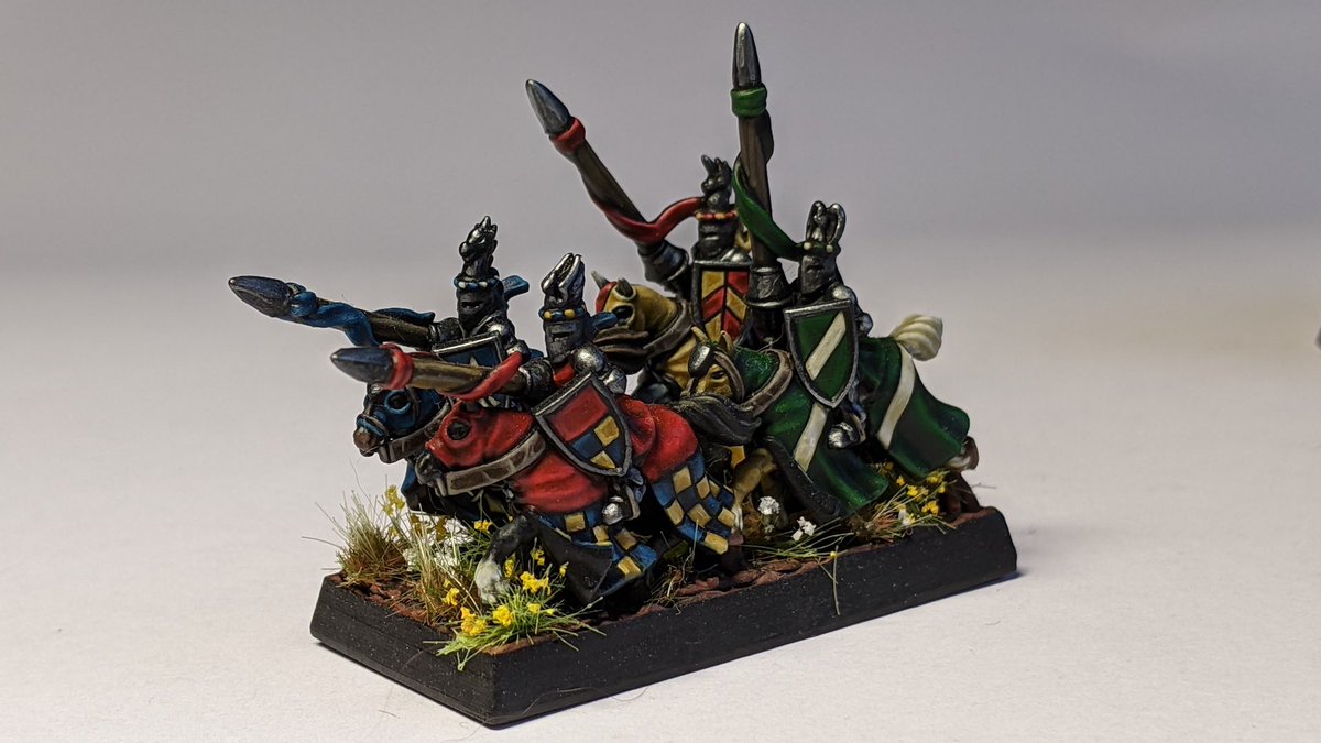 Feeling nostalgic - it's been 47 weeks since I've been able to paint, but 5 more weeks and the house will be fixed so I'll be back to it again! #miniaturepainting #warmaster