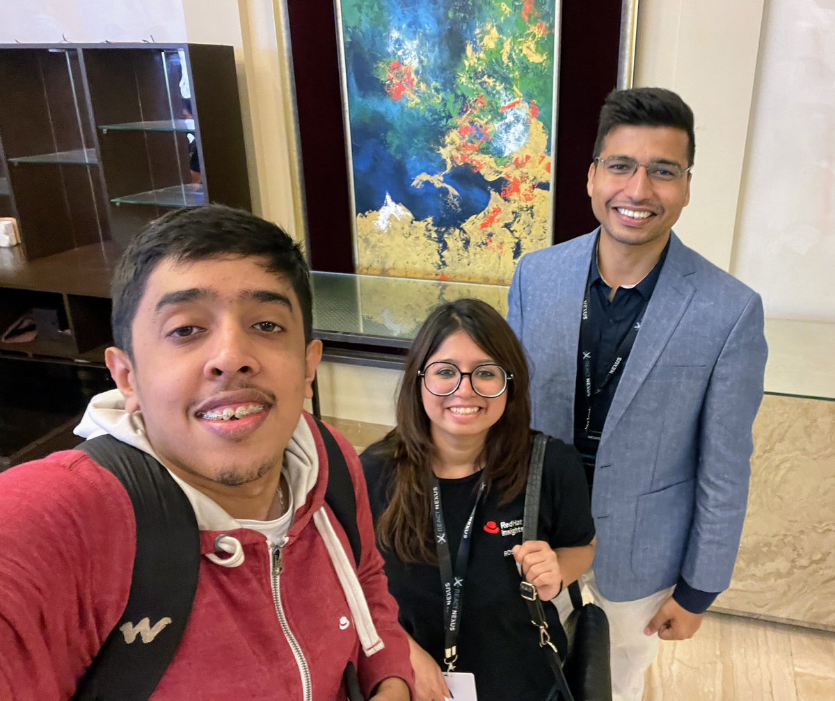 yashrajnayak's tweet image. Some rich conversations with @_kamlesh_ @preetiwadhwani_ 
@adii_kris at #ReactNexus