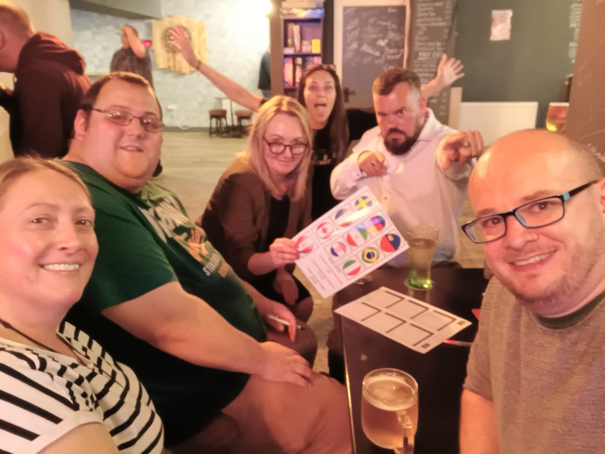 JoPlattLeigh's tweet photo. It was the first Thursday of the month, with a standard door-knock, followed by a pint and politics. 

This months pub was The Wheatsheaf Atherton, then onto The Pendle Witch for their sublime quiz night. 

We came 2nd 🥈 🏆🎉😊 https://t.co/yjPRj4fTbE