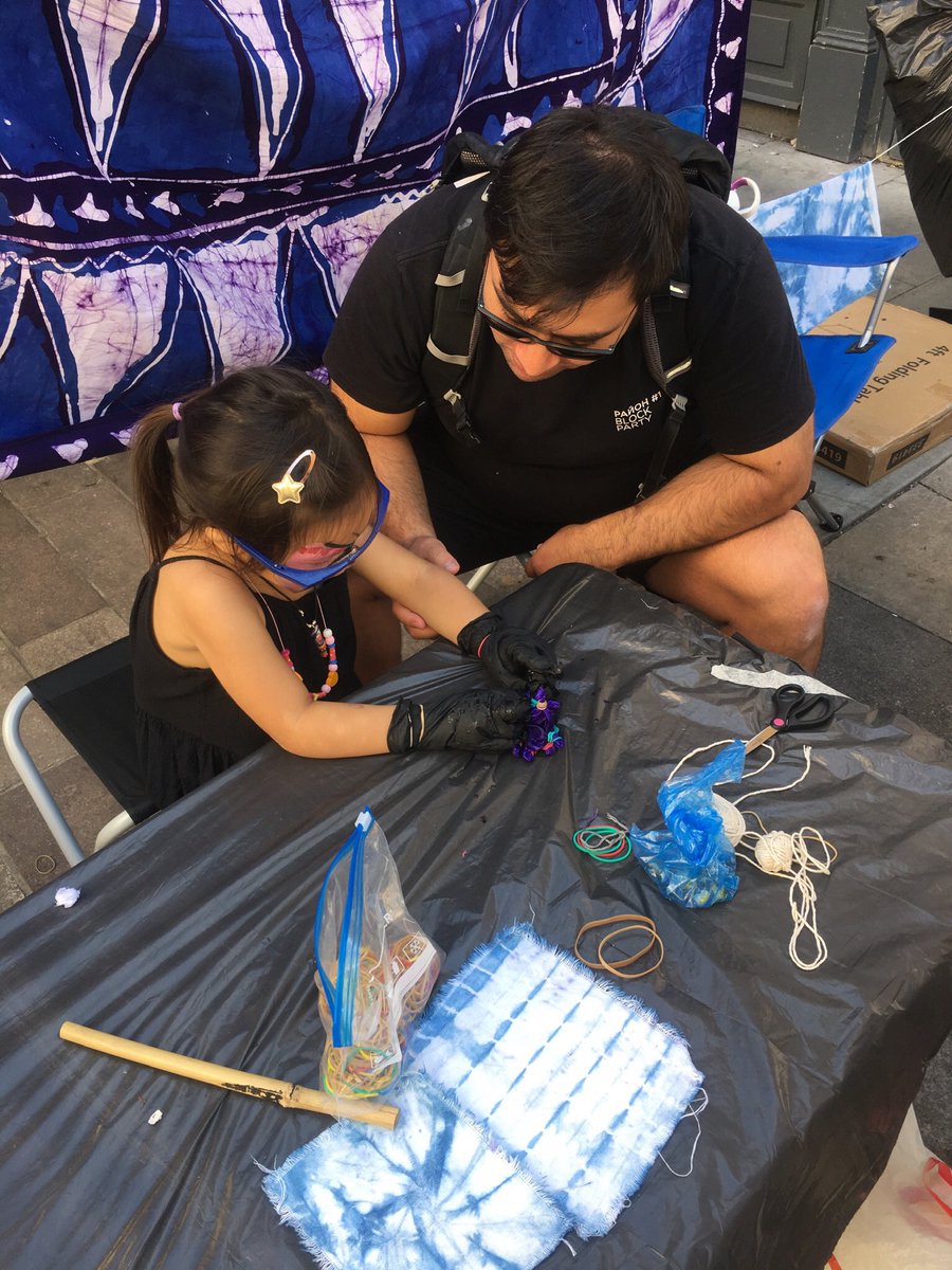 Fashion4Africa's tweet photo. @GoafricafestUK will be at #weareislington this weekend with our signature workshop #tie&amp;dye with @MassassiB 
Come along and enjoy a family oriented activity with traditional #arts &amp; #crafts activities &amp; displays at our stall #free #kidsactivities #summerholidays #islington https://t.co/urp8T0n5gC