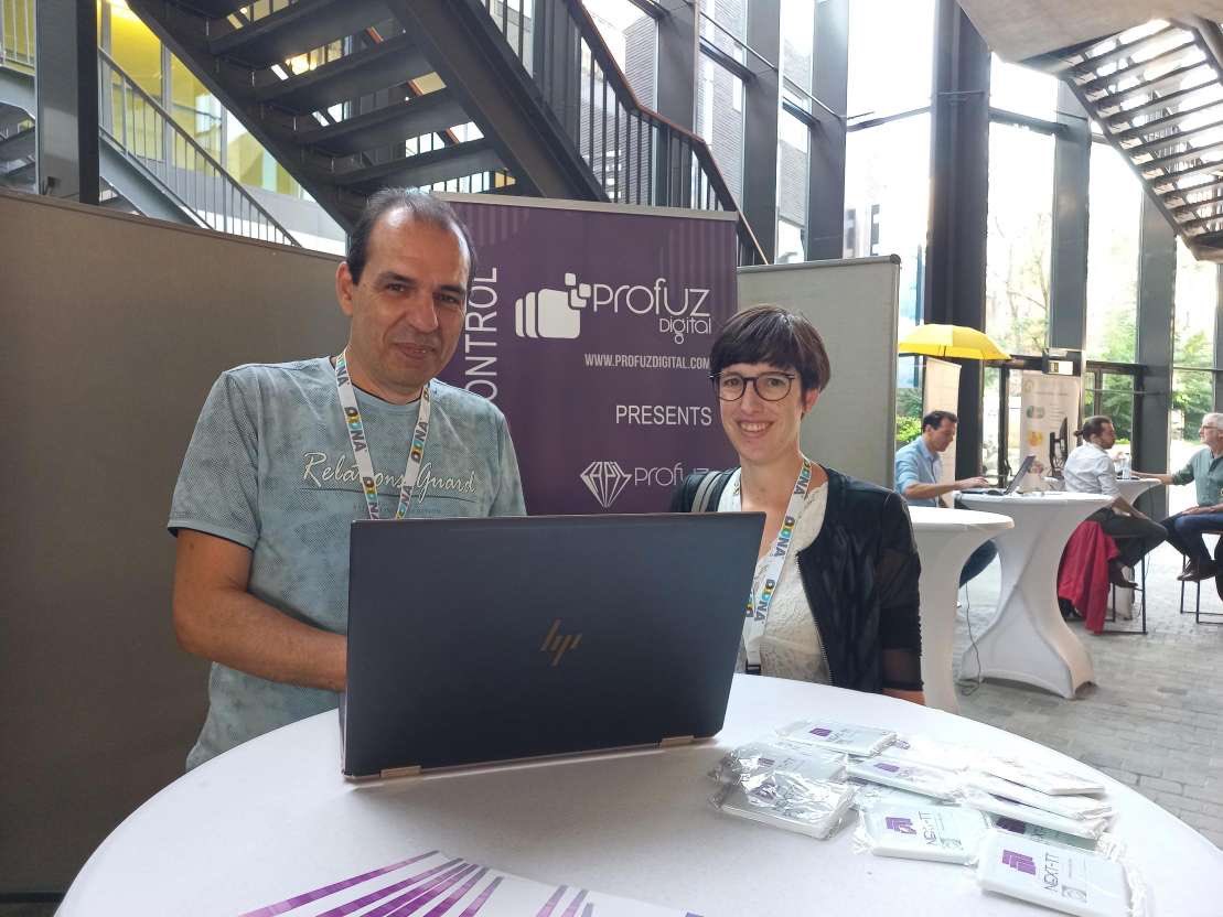 SubtitleNEXT's tweet photo. Second day at #m4all10 is starting with an early demo! If you want to get a personalized session please harry up, because our team is leaving very soon! Thank you everyone for the valuable time and discussions! We hope you also learned from our experience! #subtitlenext #avt #sdh https://t.co/nr1qeC4Sfm