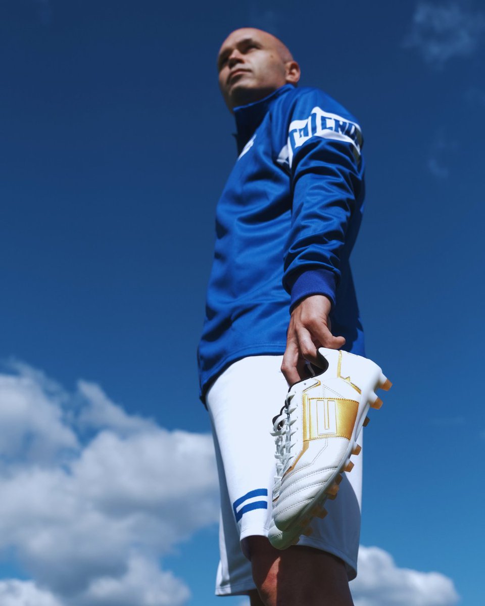 The ONE 888 GOLD is the most special one. The boots by <a href="/andresiniesta8/">Andrés Iniesta</a>.⚽A Limited Edition made for collectors. The world champion player leads the design of these boots full of exclusive details, making it a unique piece for football lovers. Get yours at capitten.jp