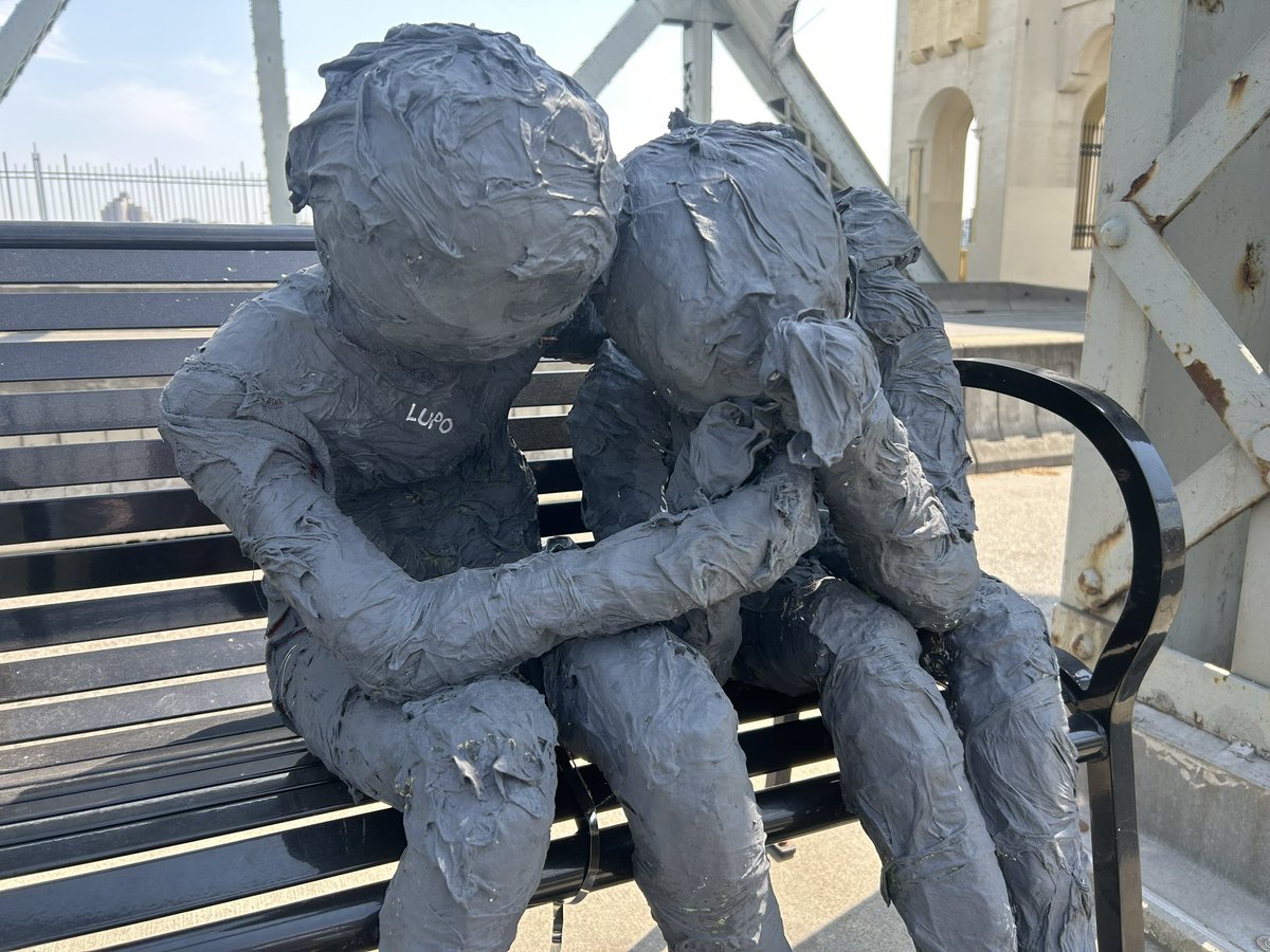 KMentler's tweet photo. #belovedghosts by Lupo “… sculptures in memory of people who have passed away and whose lives are being erased and forgotten. I have been placing these around the city, both to resist their erasure and to reach out to the many others who are grieving or hurting.” https://t.co/Ew4G3aqG59