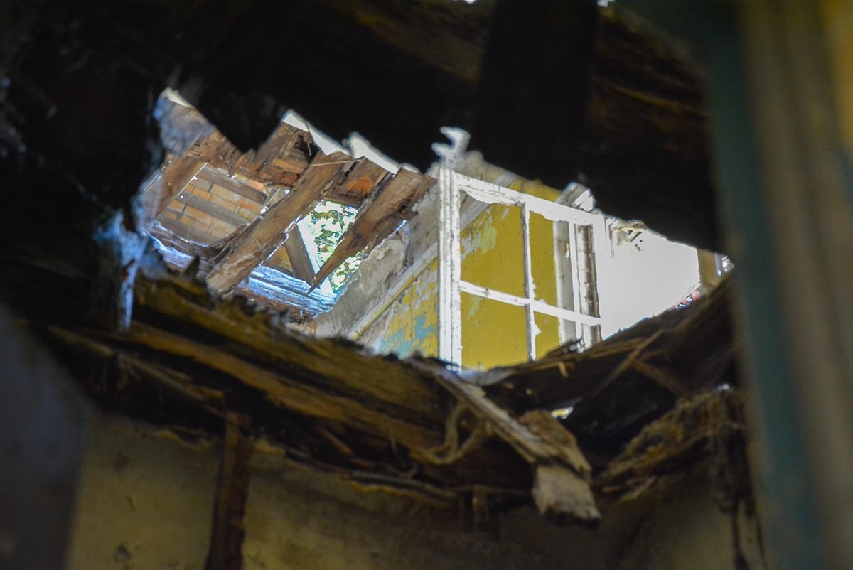 iamkosmonaut's tweet photo. A new short little post is up on the site - this time we explored the remnants of two 100 year old Villas once occupied by the Soviet Military #brandenburg #urbex  #Germany 

https://t.co/MphR4KNbVQ https://t.co/q19SjnXJCn