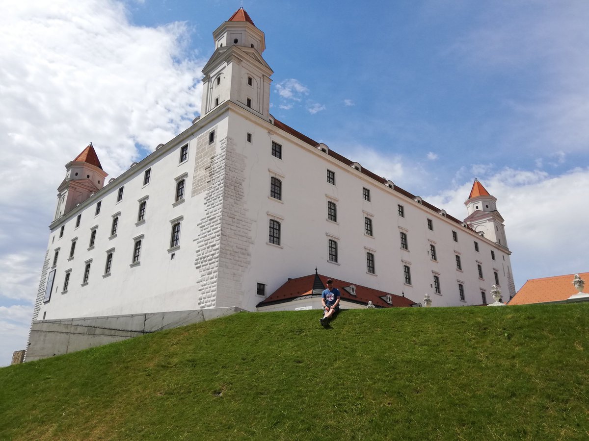 lifewentthatway's tweet photo. Four Years Ago Today:

Bratislava, Slovakia 🇸🇰

Two days exploring this old city was awesome.

- Some of the cheapest food and drink in Europe
- Friendly, hospitable people
- Stunning Old Town

The hour-long ferry to Vienna up the Danube is a great day trip too. https://t.co/zGHpZi7Mcu