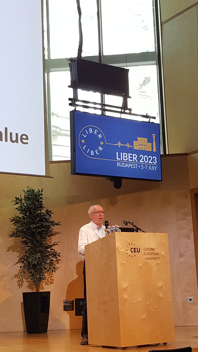 'Repositories should be the birthplace of scholarly communication' @cibertecario02 #LIBER2023 @LIBERconference