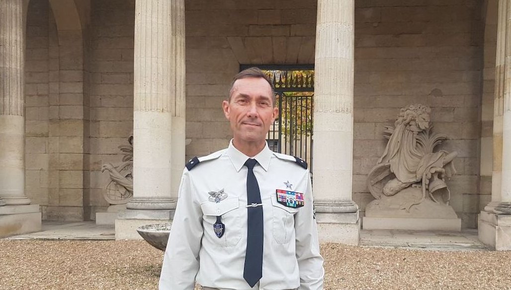 Le général de brigade Bruno Gardy est nommé gouverneur militaire de #Lille. Il prendra officiellement ses fonctions le 1er août 2023. 
<a href="/lillefrance/">Ville de Lille</a> <a href="/prefet59/">Préfecture de la région Hauts-de-France et du Nord</a>