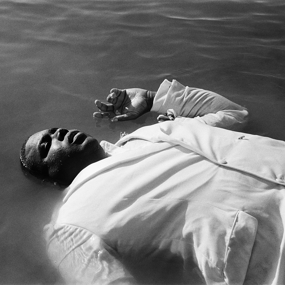 ___gabriels's tweet image. It’s finally here 💕

This album is for all of us but made especially for y’all. Thank you to all who’ve been a part of this journey 💿

‘Angel &amp;amp; Queens’, our debut album, is now available to the world. Our hearts are full: gabriels.lnk.to/AngelsandQueens ❤️